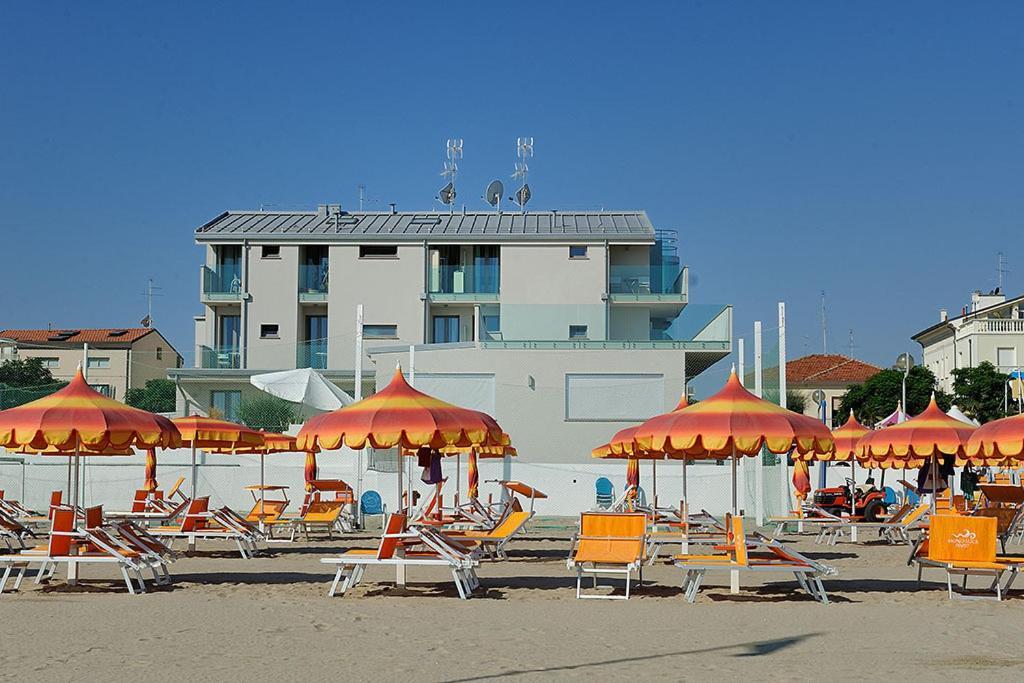 Hotel & Residence Cavalluccio Marino Rimini Buitenkant foto