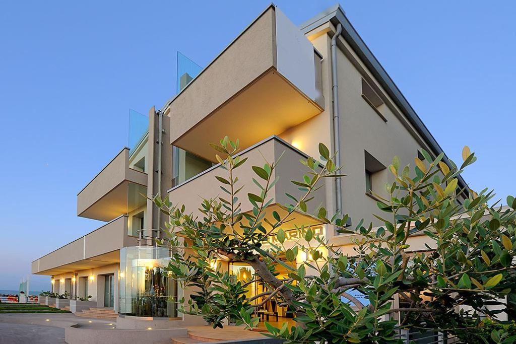 Hotel & Residence Cavalluccio Marino Rimini Buitenkant foto
